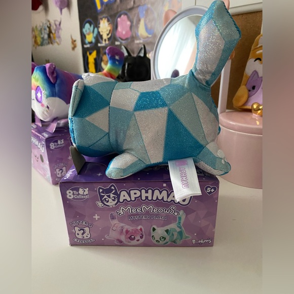 COPY - Aphmau Diamond Meemeows cat plush - Picture 5 of 10
